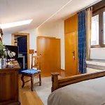 De Eufrasio Hotell 3*