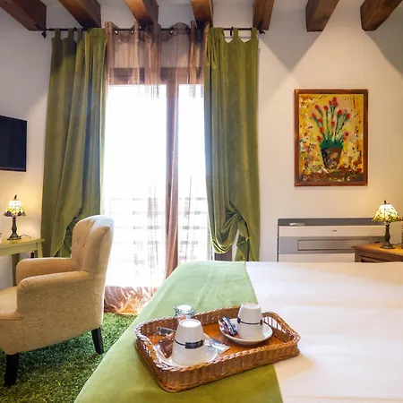 Hotel De Eufrasio 3*